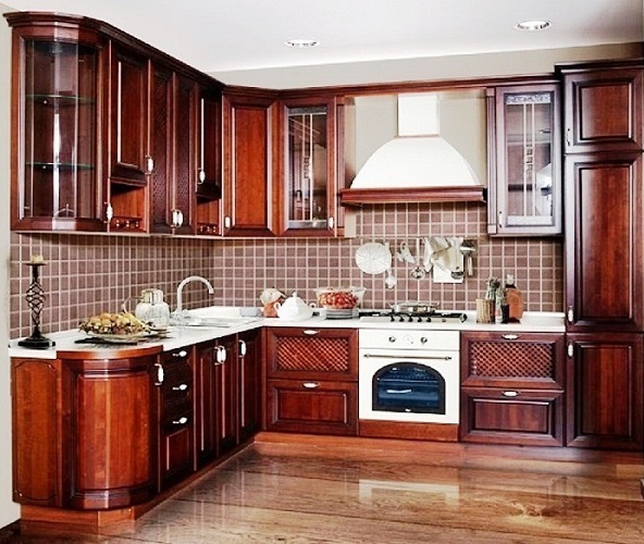 Классические кухни на заказ в Новосибирске Большой выбор классических кухонных гарниторов с примерами цен и фото. Купите классическую кухню с фабрики "Мебель НСК".